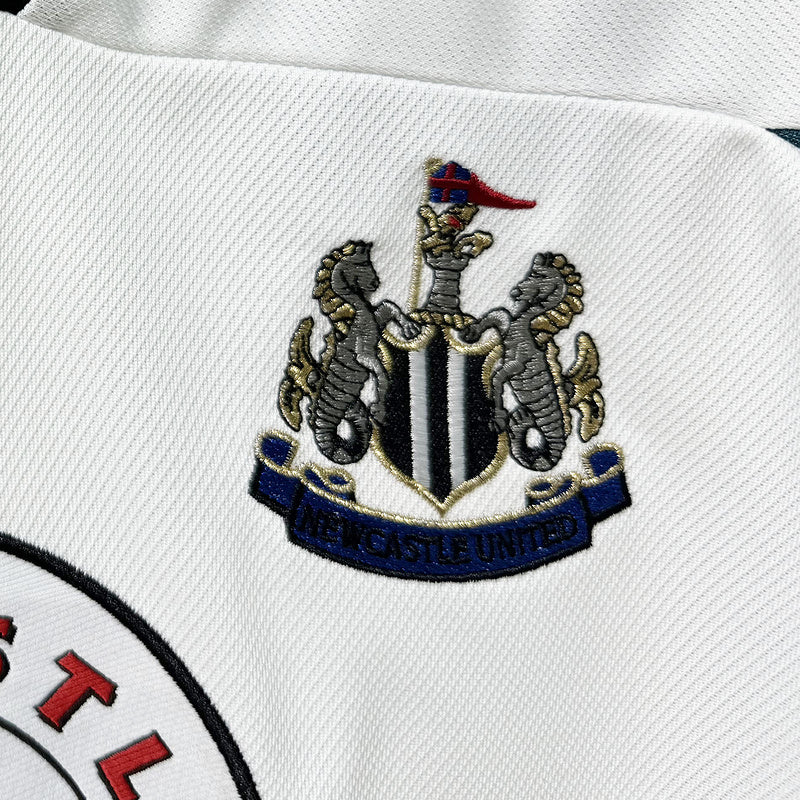 Newcastle United 1999-00 Retro - Away