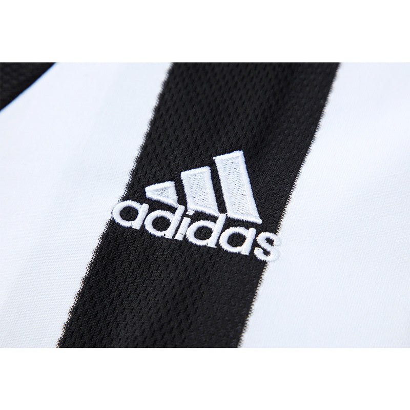 Newcastle United 2003-05 Retro - Home