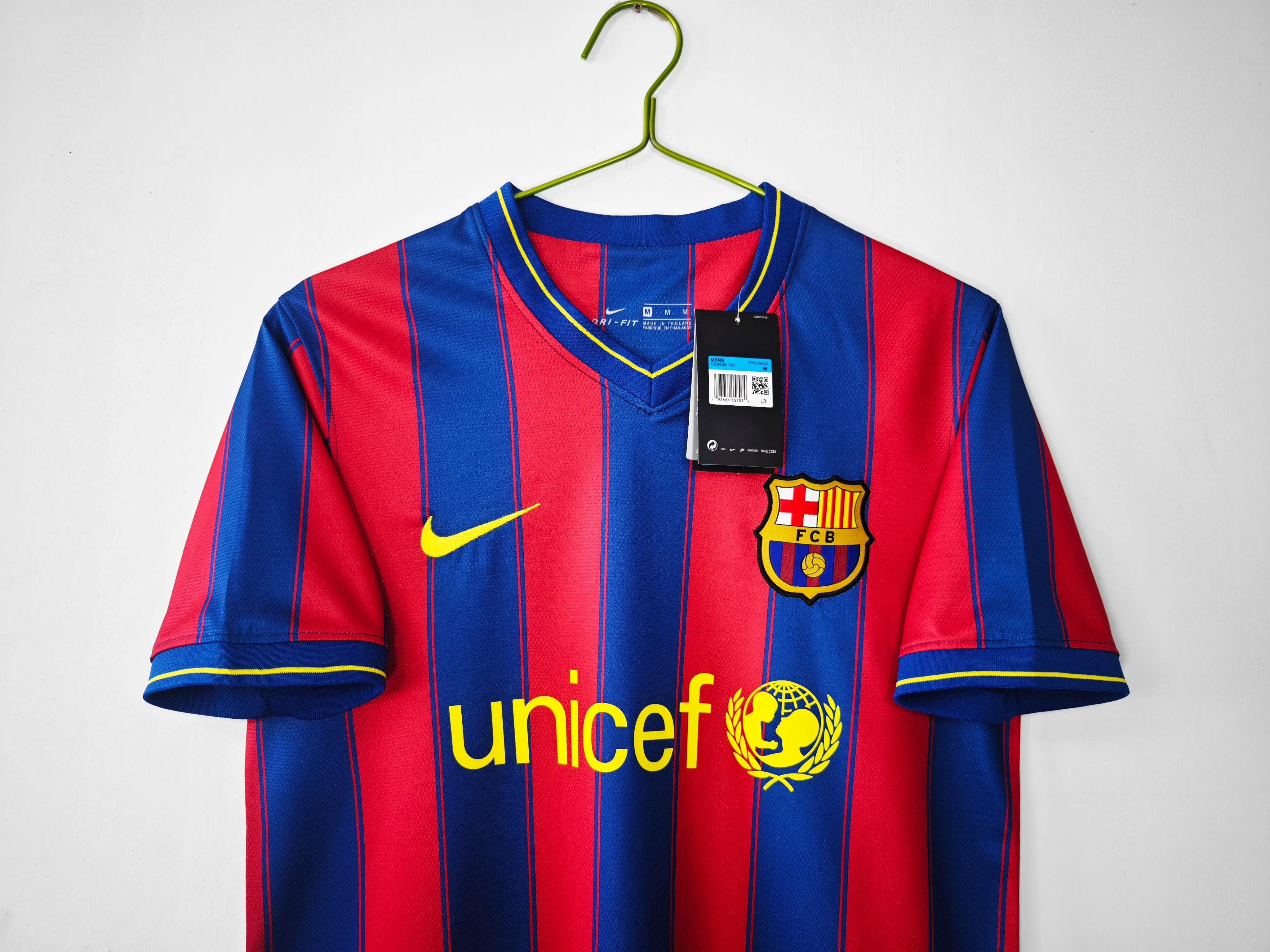 09/10 Barcelona Retro - Home Kit