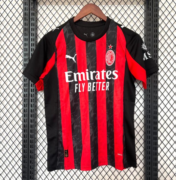 AC Milan 25/26 - Home Kit (Fan)