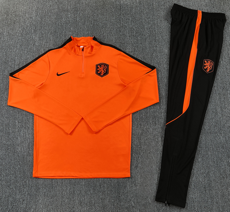 Netherlands 2026 World Cup - Tracksuit (Long Sleeves)