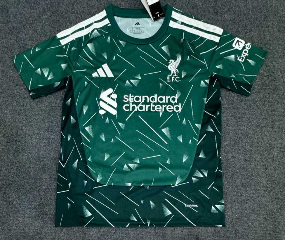 Liverpool 26/27 - Goalkeeper Kit (Fan)