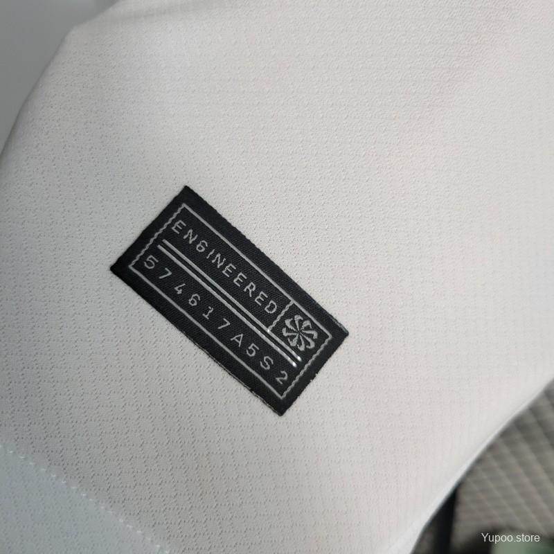 23/24 Barcelona Retro - Away Kit