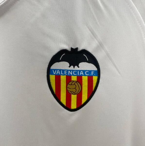 Valencia 2006-07 Retro - Home
