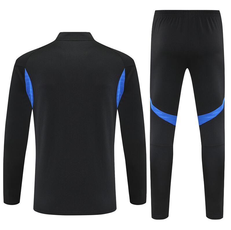 Manchester United 25/26 - Tracksuit (Half-Zip)