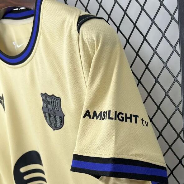 Barcelona 25/26 - Away Kit (Fan)