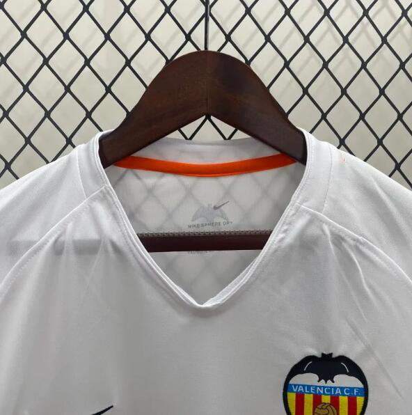 Valencia 2006-07 Retro - Home