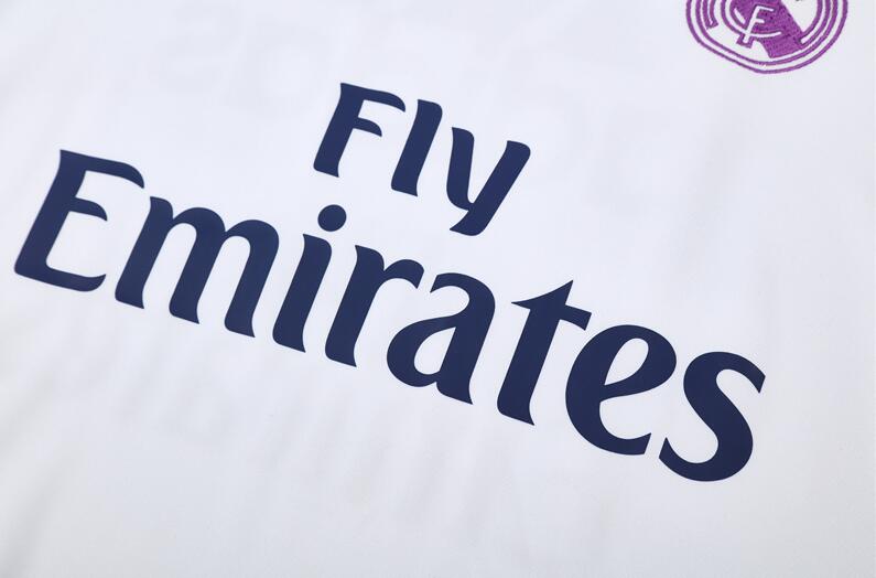 Real Madrid 2016-17 - Tracksuit (White, Half-Zip)