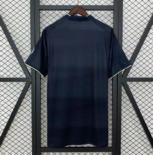 Real Madrid 25/26 - Away Kit (Fan)
