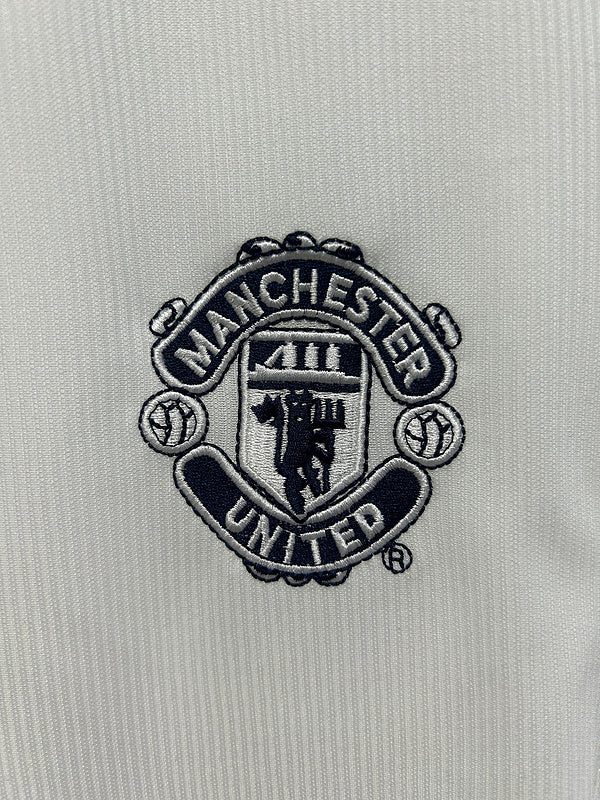 Manchester United 2000-01 Retro - Away