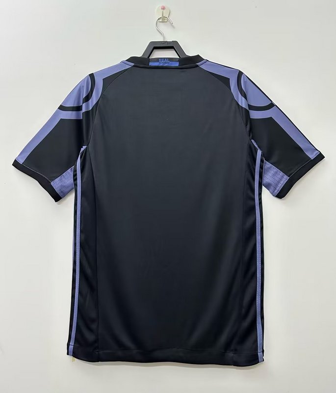 Real Madrid 2016-17 Retro - Third