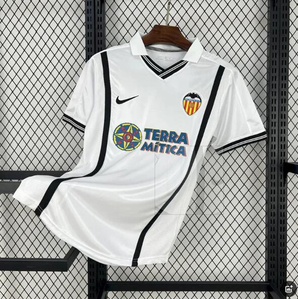 Valencia 2000-01 Retro - Home