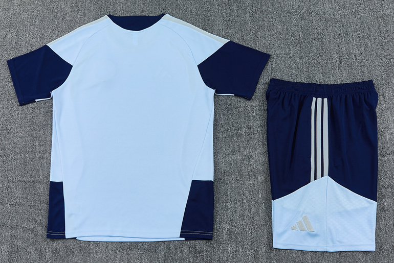 Ajax 26/27 - Tracksuit (Short Sleeves)