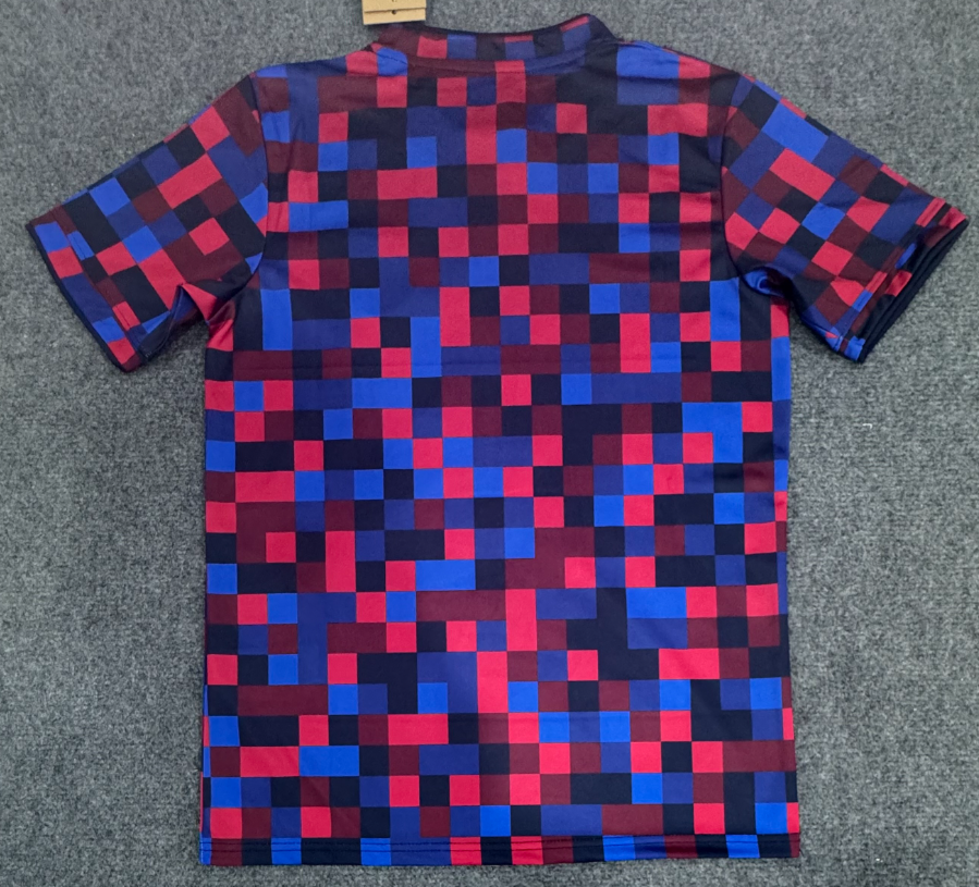 Barcelona 26/27 - Home Kit (Fan)