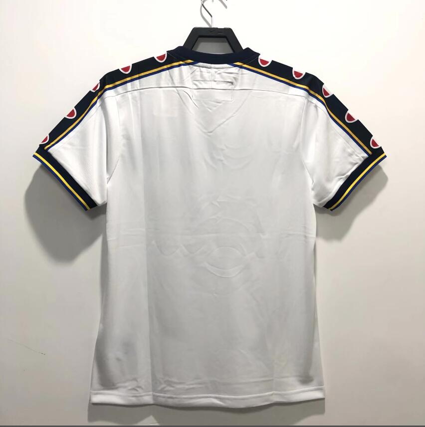 Parma 2002-03 Retro - Away