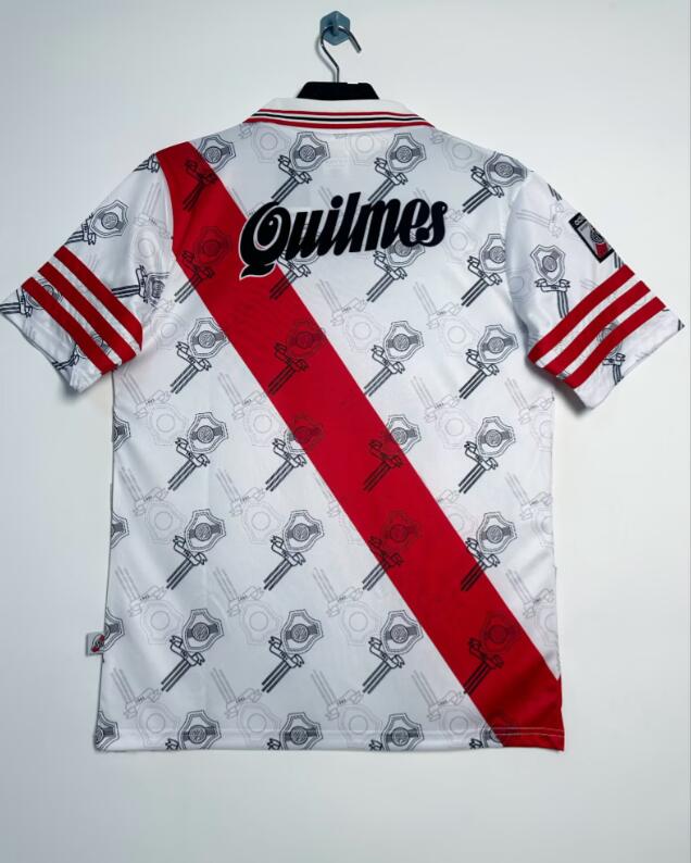 River Plate 1996-97 Retro - Home