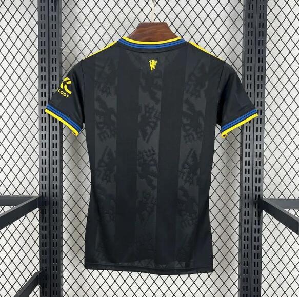 Manchester United 25/26 - Third Kit (Women)
