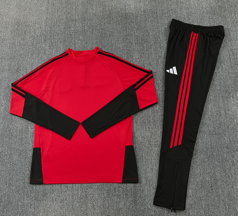 Manchester United 26/27 - Tracksuit