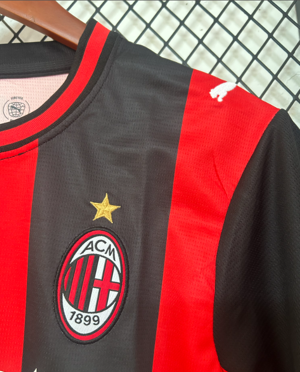 AC Milan 26/27 - Home Kit (Fan)