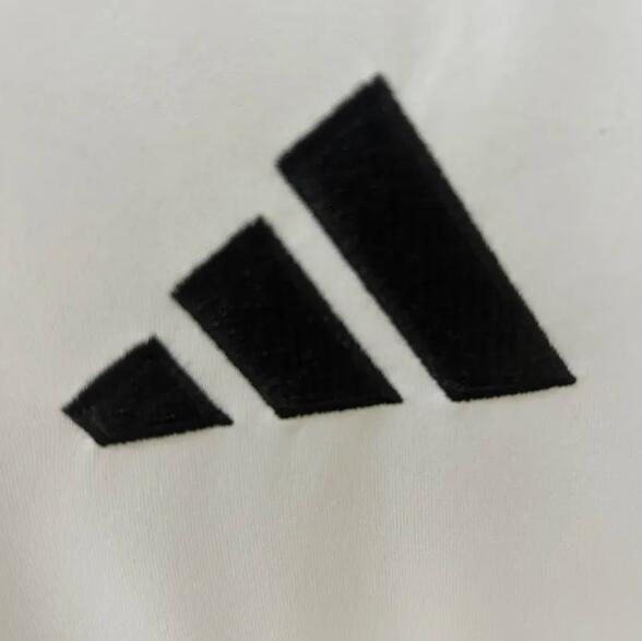 Real Madrid 25/26 - Home Kit (Fan)