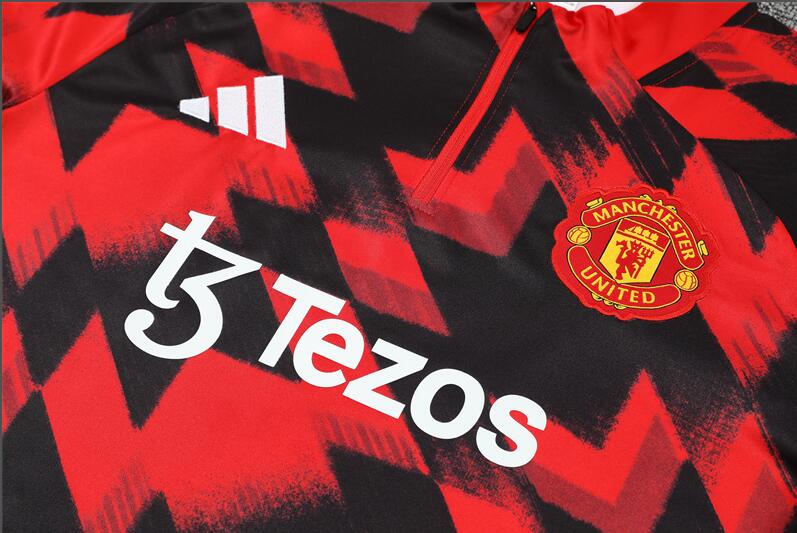 Manchester United 25/26 - Tracksuit (Half-Zip)