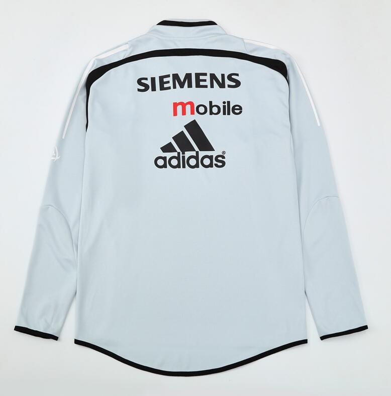 Real Madrid 2004-05 - Tracksuit (Light Grey, Half-Zip)