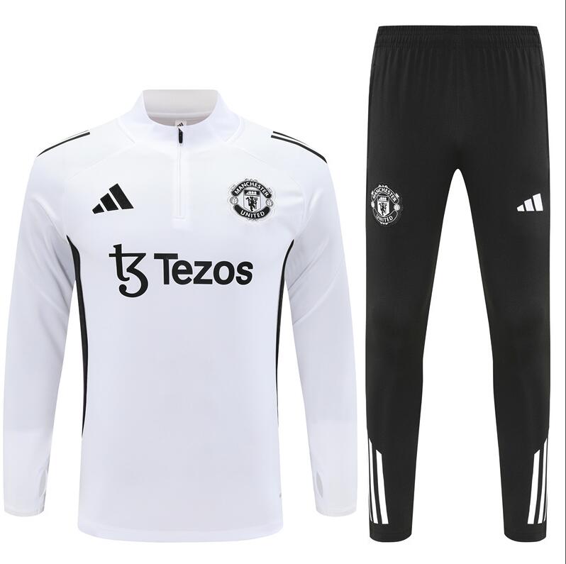 Manchester United 25/26 - Tracksuit (Half-Zip)