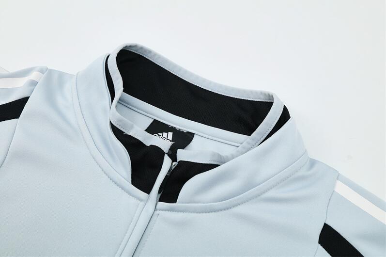 Real Madrid 2004-05 - Tracksuit (Light Grey, Half-Zip)