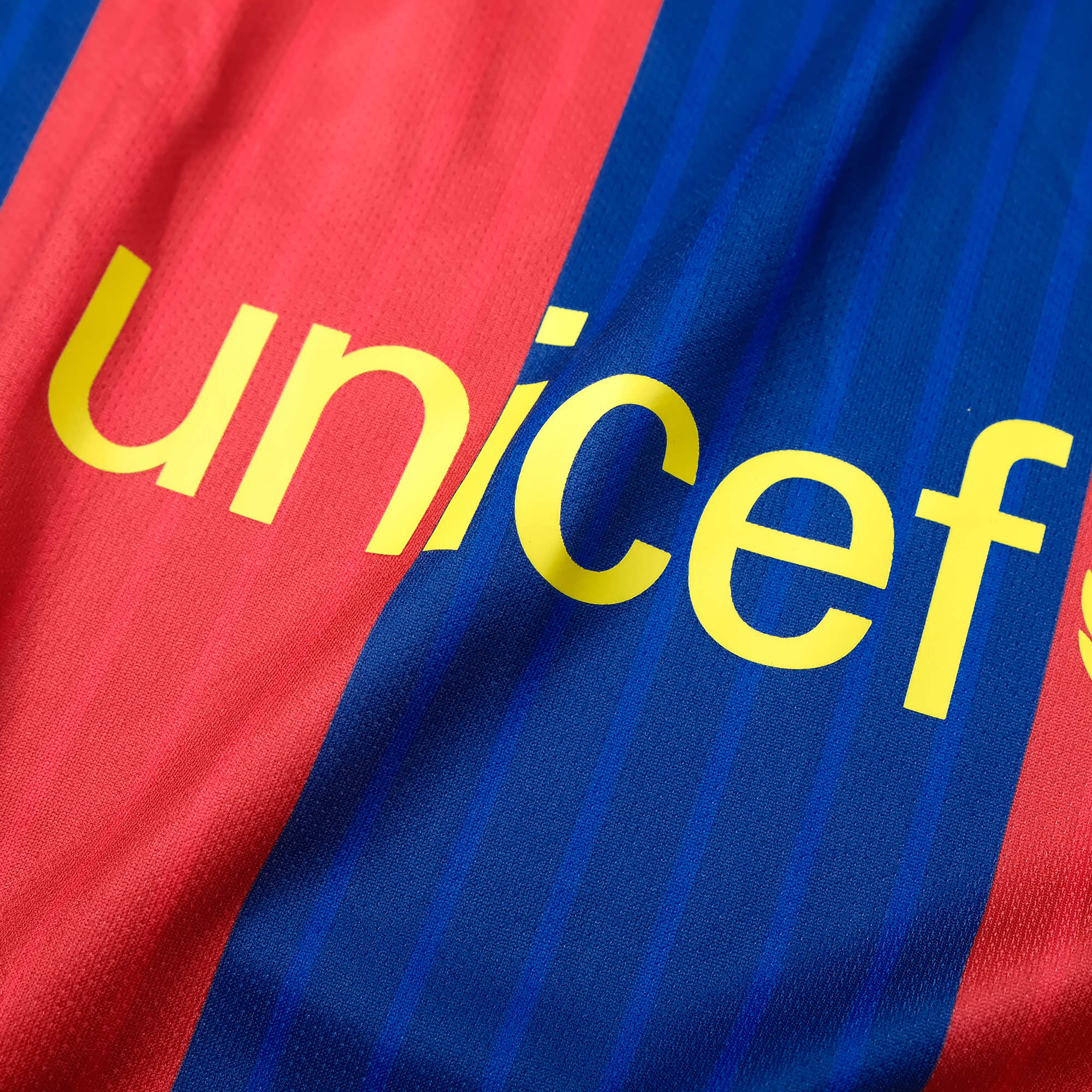 16/17 Barcelona Retro - Home Kit