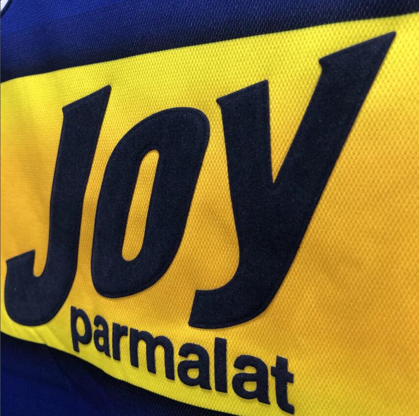 Parma 2001-02 Retro - Home