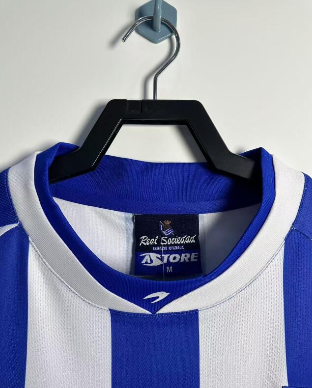 Real Sociedad 2002-03 Retro - Home