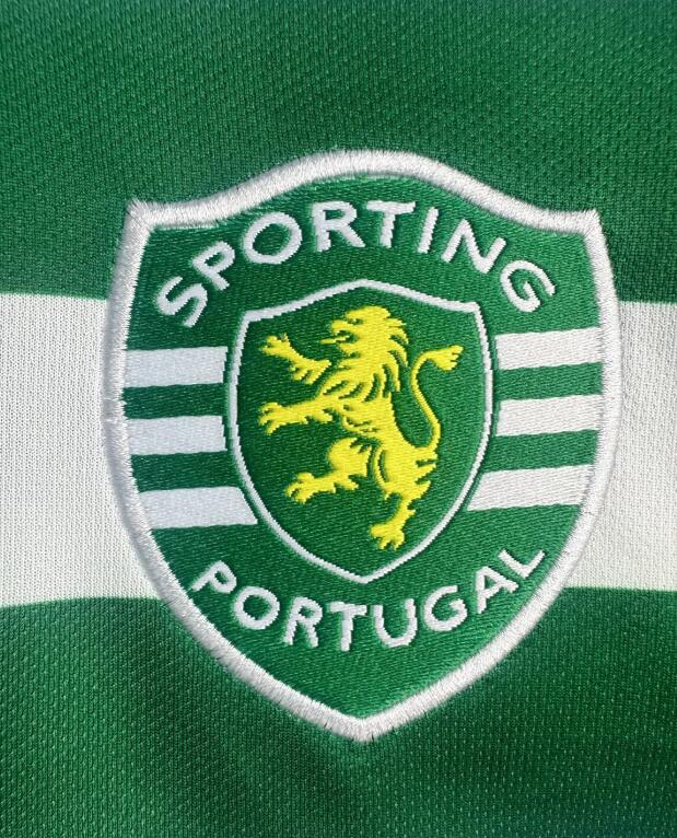 Sporting Lisbon 2003-04 Retro - Home