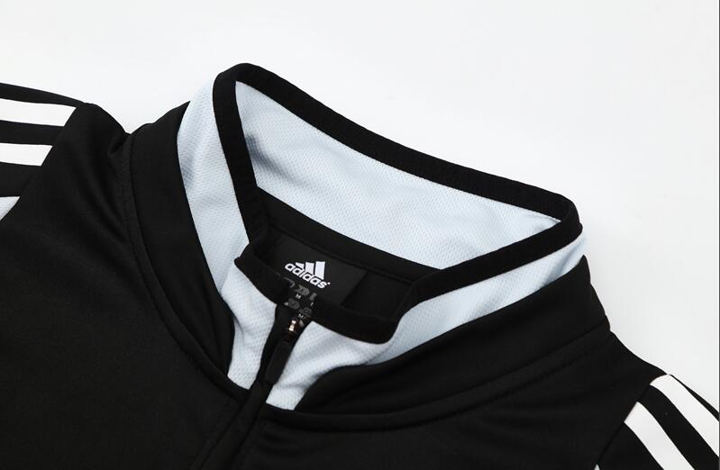 Real Madrid 2004-05 - Tracksuit (Black, Half-Zip)