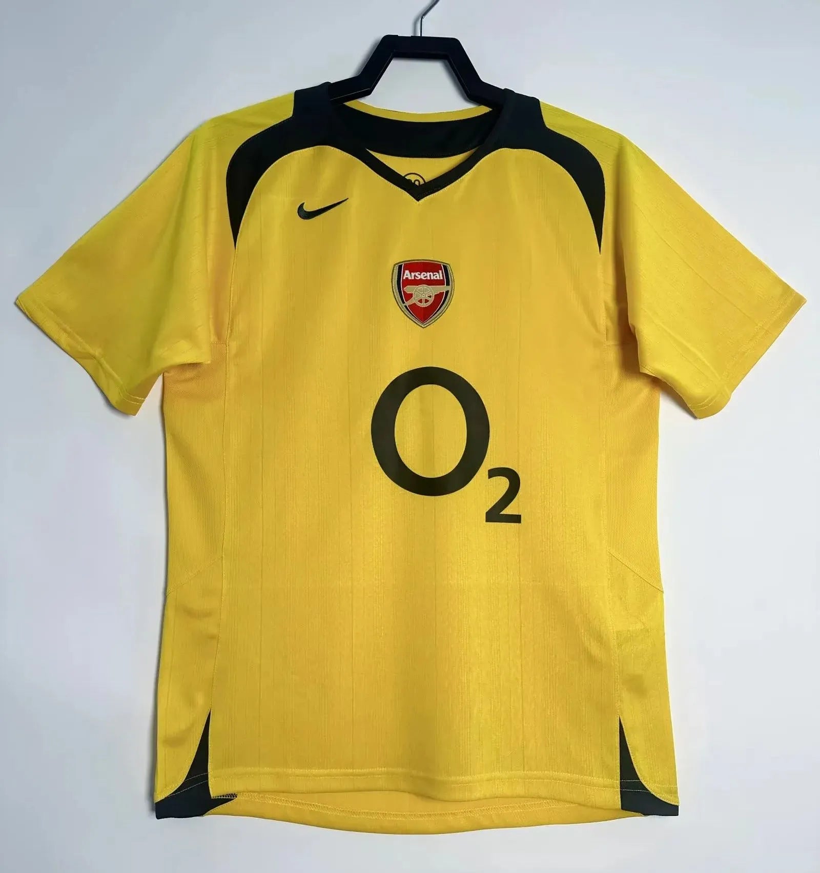 05/06 Arsenal Retro - Away Kit
