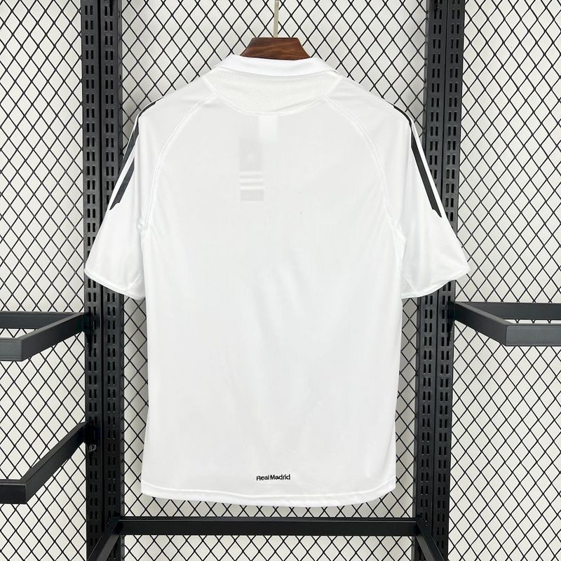 05/06 Real Madrid Retro - Home Kit