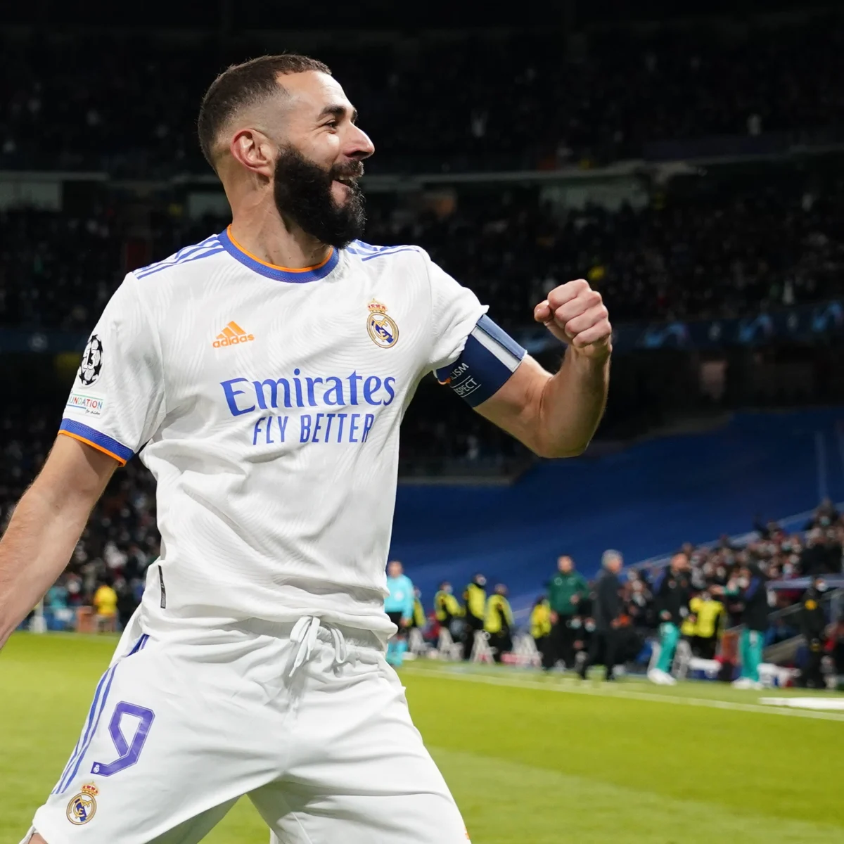 21/22 Real Madrid Retro - Home Kit