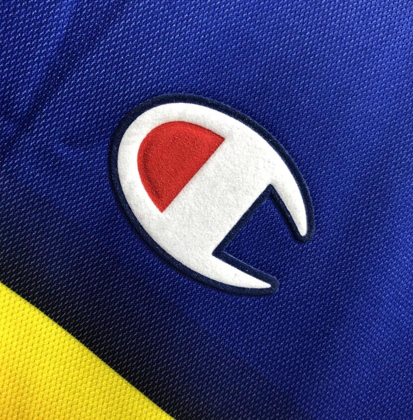 Parma 2001-02 Retro - Home