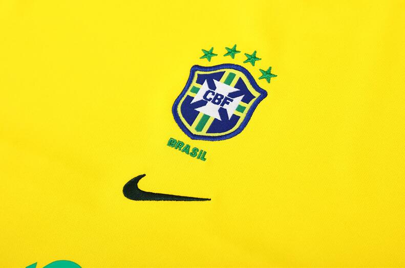 Brazil 2002 Retro - Tracksuit (Yellow)