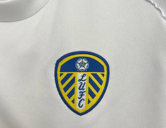 Leeds United 25/26 - Home Kit (Fan)