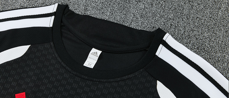 Liverpool 26/27 - Tracksuit