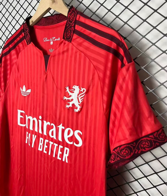Lyon 26/27 - Away Kit (Fan)