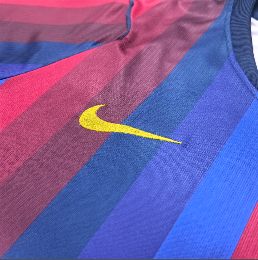 Barcelona 26/27 - Home Kit (Fan)