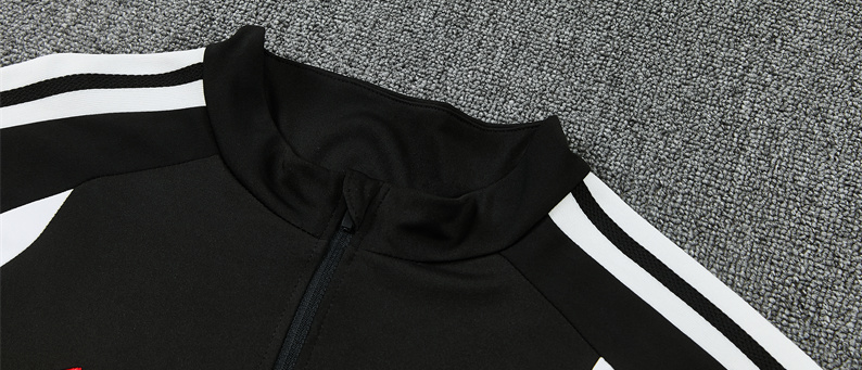 Liverpool 26/27 - Tracksuit