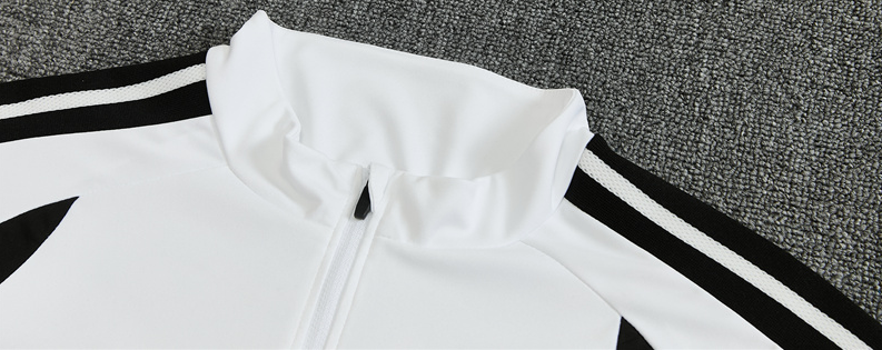 Liverpool 26/27 - Tracksuit (White)