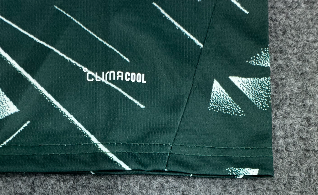 Liverpool 26/27 - Goalkeeper Kit (Fan)