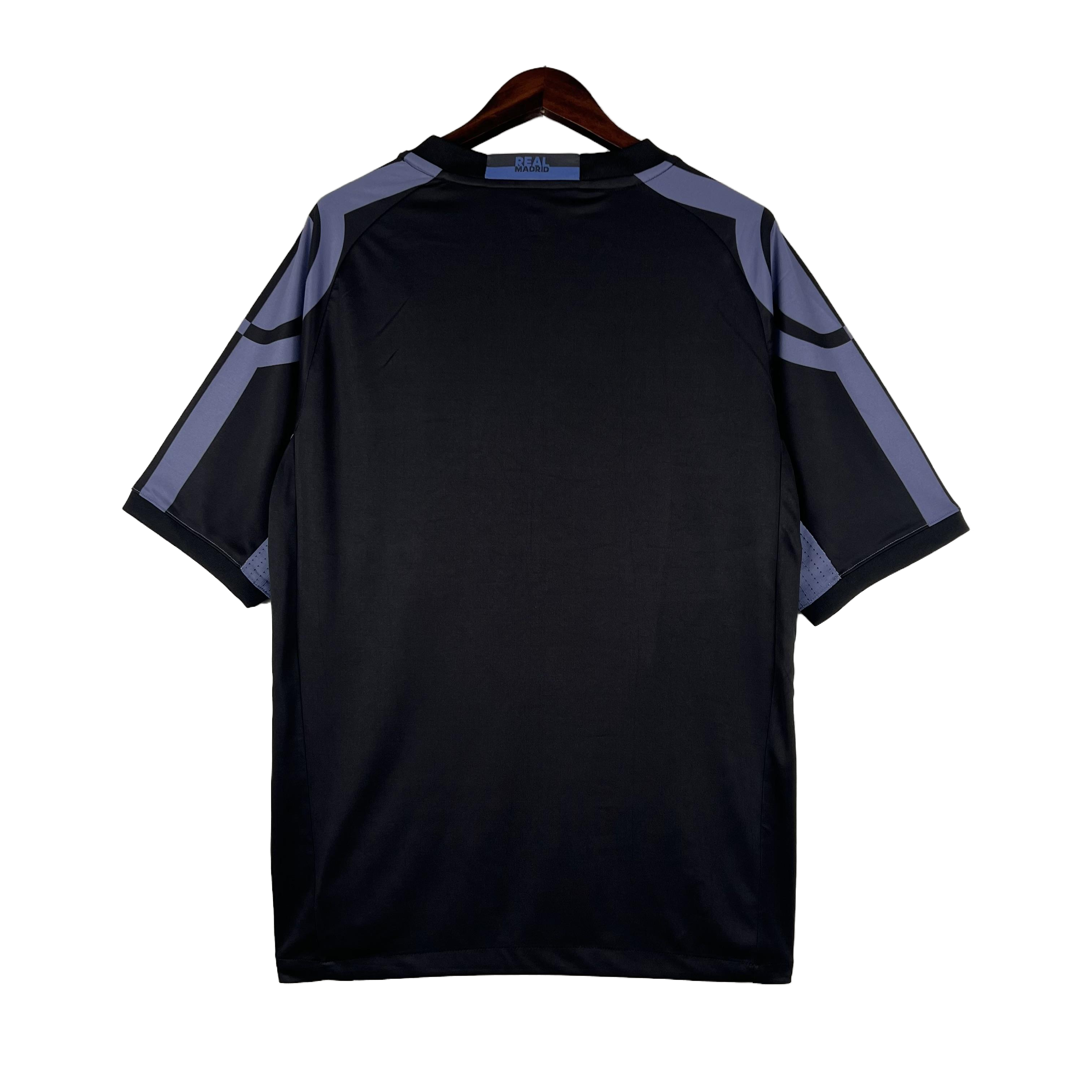 16/17 Real Madrid Retro - Third Kit