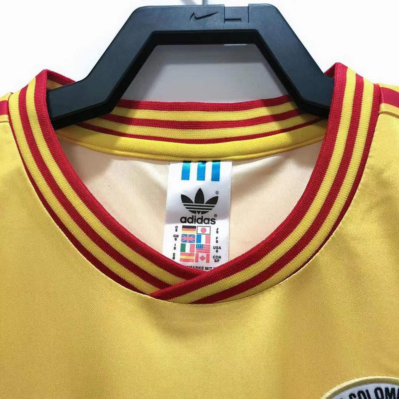 Colombia 1990 Retro - Home
