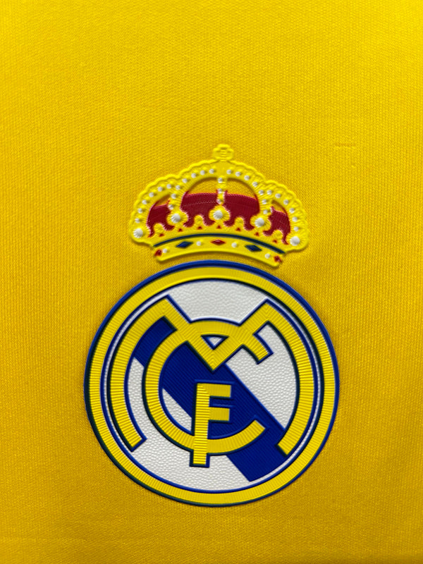 Real Madrid 2011-12 Retro - Goalkeeper