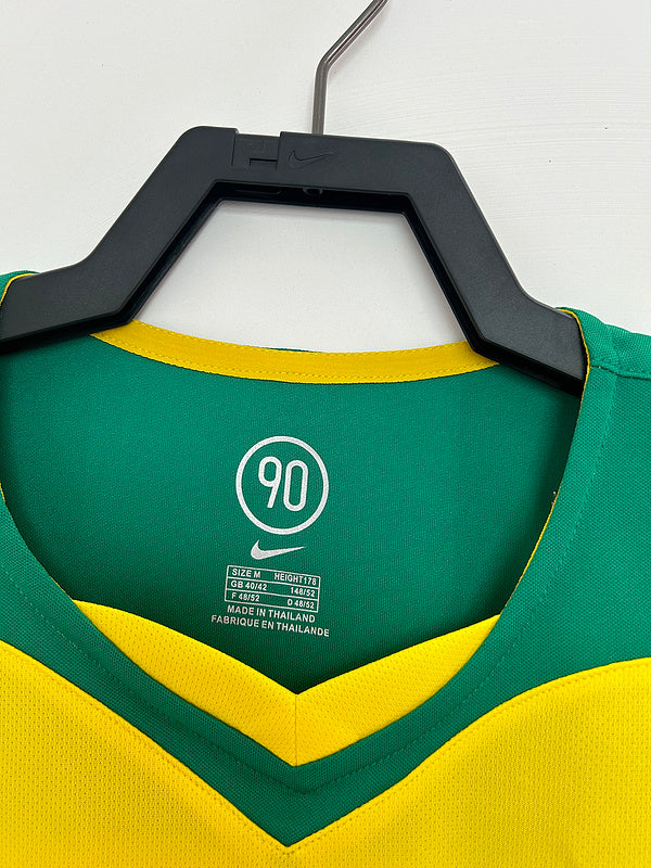 Brazil 2004 Retro - Home