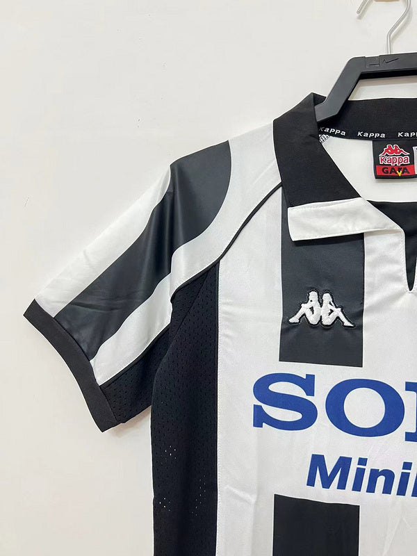 Juventus 1997-98 Retro - Home